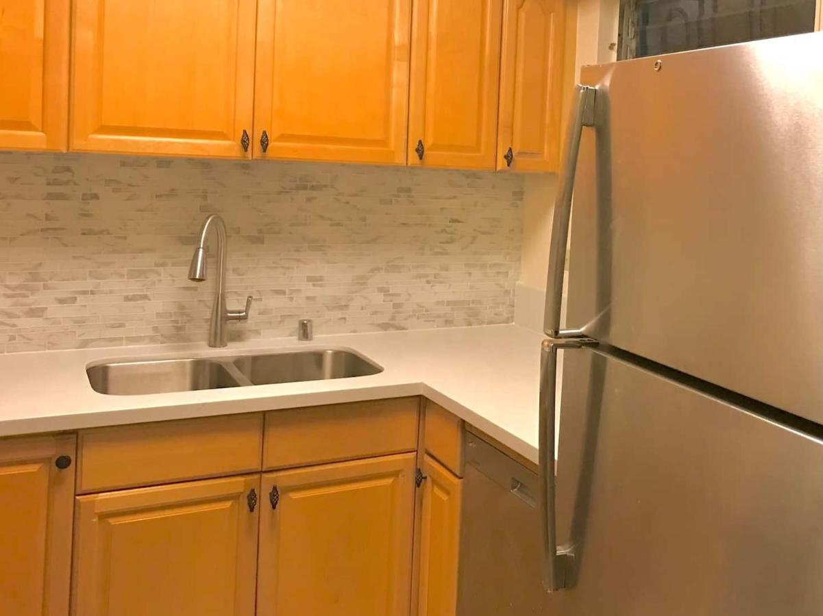 Waikiki 2BR King/King Beds Newly Renovated Apartment Honolulu Bagian luar foto